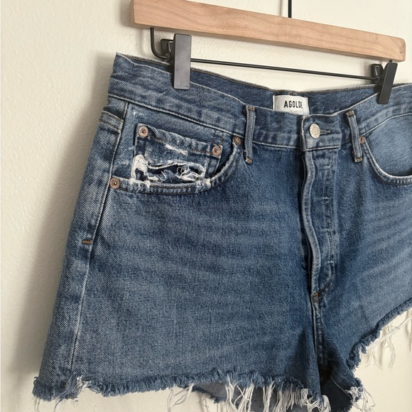 AGOLDE Distressed High Rise Cut Off Women's Blue Cotton Denim Shorts size 30 NWT - Picture 2 of 8